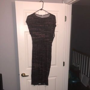 Stylish Chic H&M Dress - Size M (NWT)